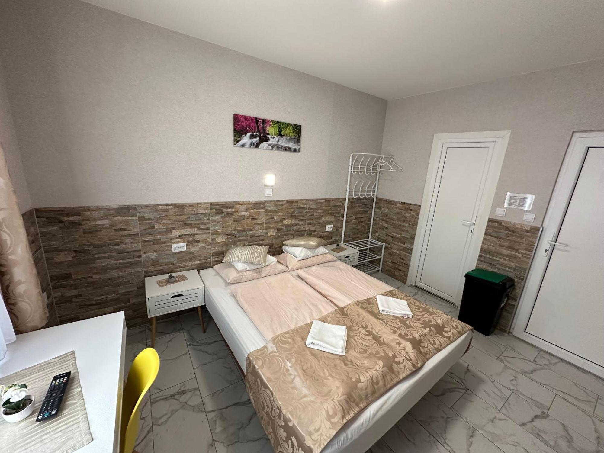 Mosoly Szallashely Guest house Szeged